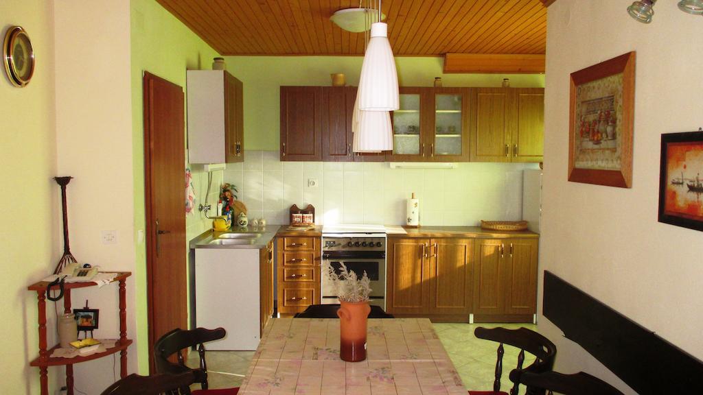 Apartment Zvonar Donji Okrug  Habitación foto
